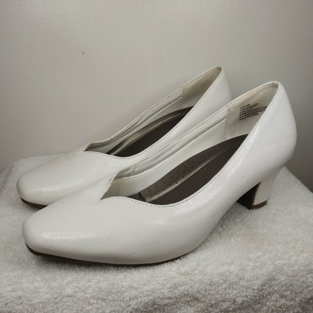 Torta Caliente White Women shoes Size 8W